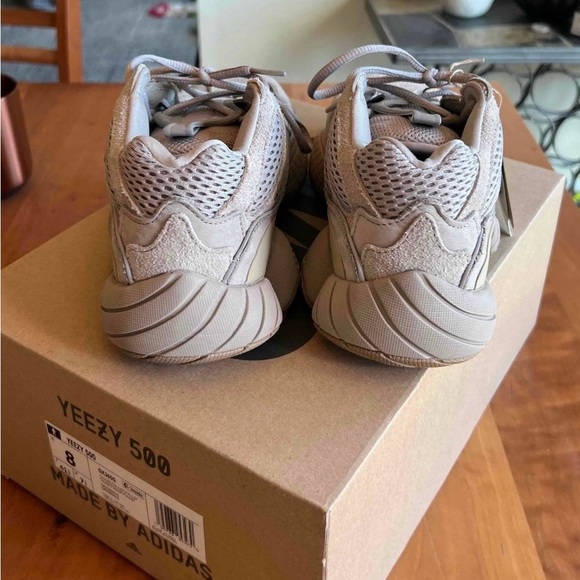 adidas Yeezy 500 Sneakers in Taupe Light Men’s Size 8 - Picture 6 of 8